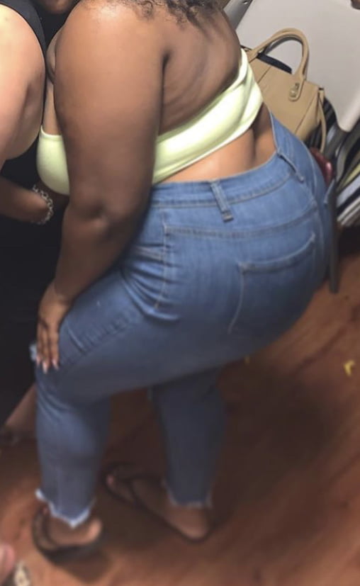 Big ass and tittys VOL 3 with candids #92954473