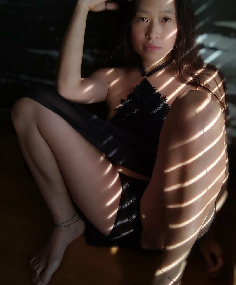 Aya Kensington desnuda #108666840