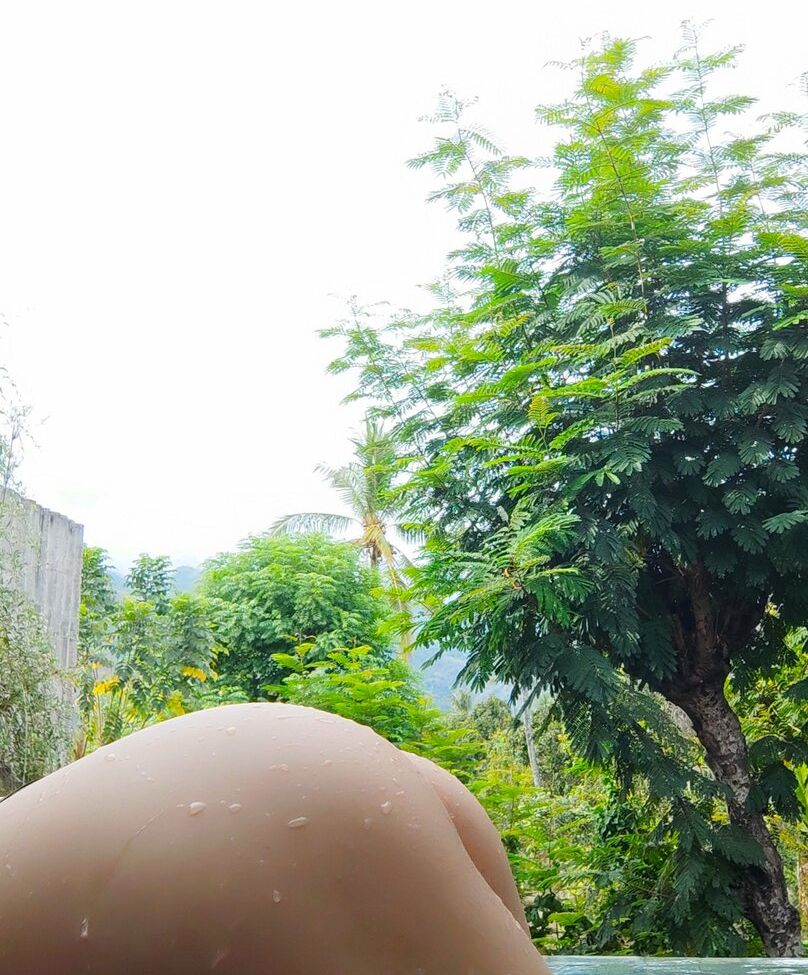 Aya Kensington desnuda #108667074