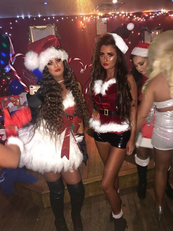 Putas en traje de fantasía 298
 #105138531