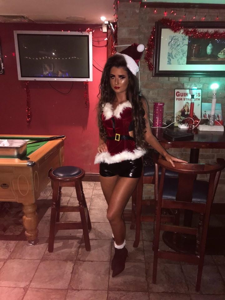 Putas en traje de fantasía 298
 #105138533