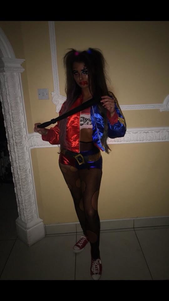 Putas en traje de fantasía 298
 #105138544