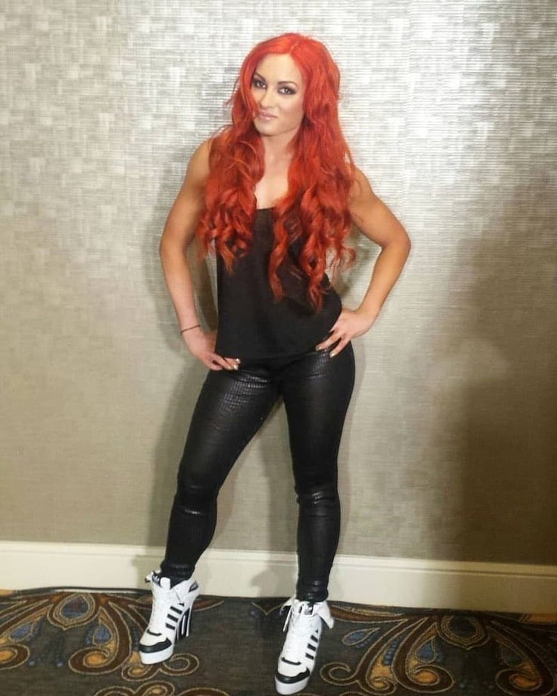 Becky lynch der mann wwe
 #96712296