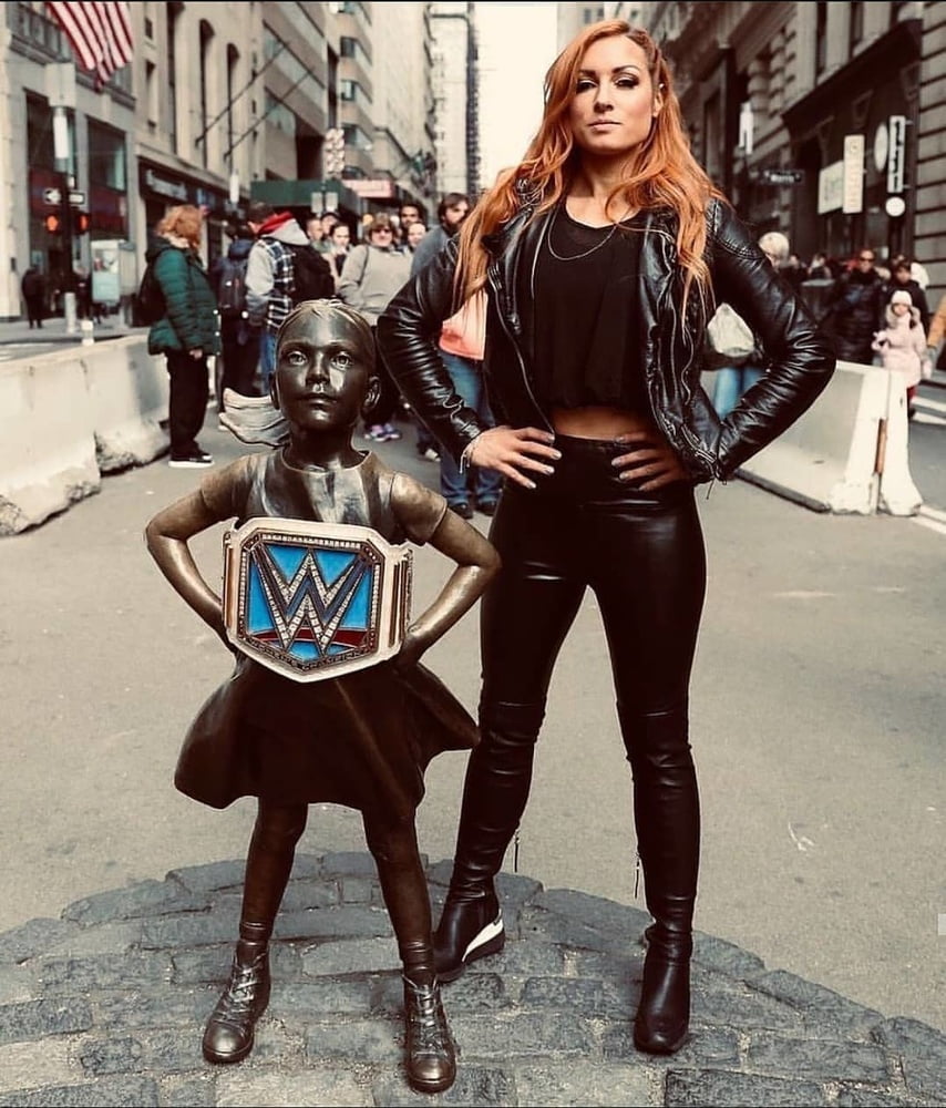 Becky lynch der mann wwe
 #96713101