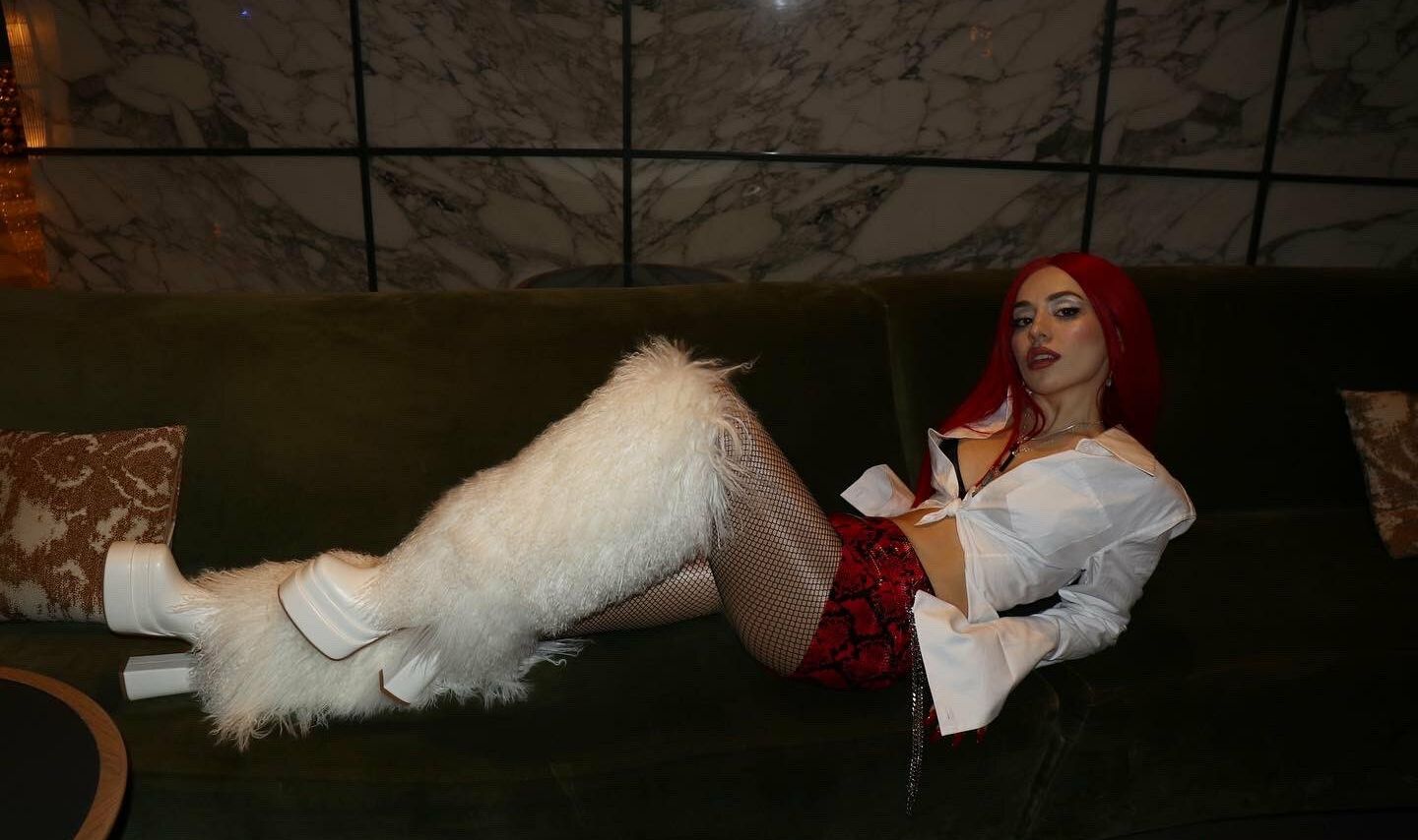Ava Max desnuda #109752776