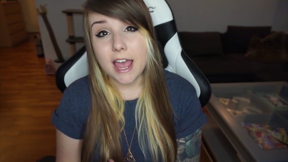 new wank material fr MissRage twitch cumface throatslut #105108606