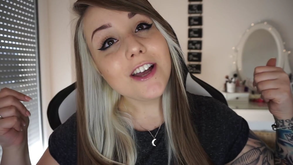 new wank material fr MissRage twitch cumface throatslut #105108635