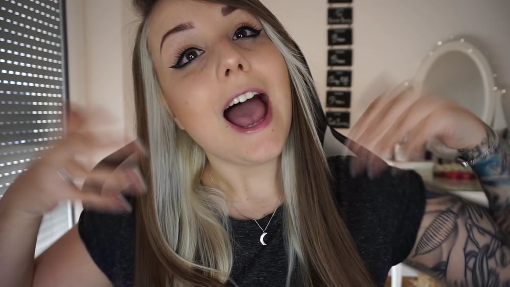 new wank material fr MissRage twitch cumface throatslut #105108647