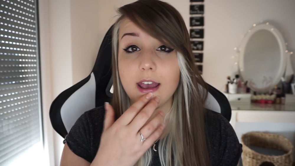 new wank material fr MissRage twitch cumface throatslut #105108696