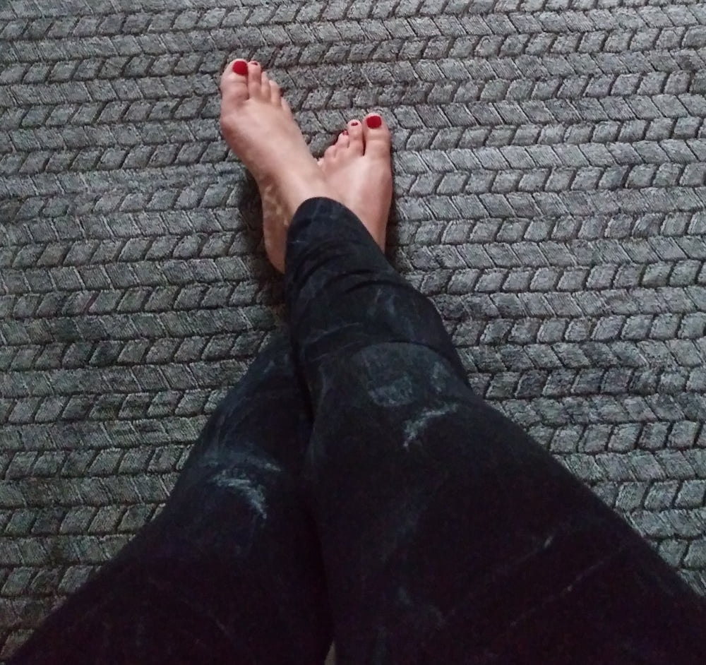 Dirty Dawns Sleek Legs and Feet. #106577210