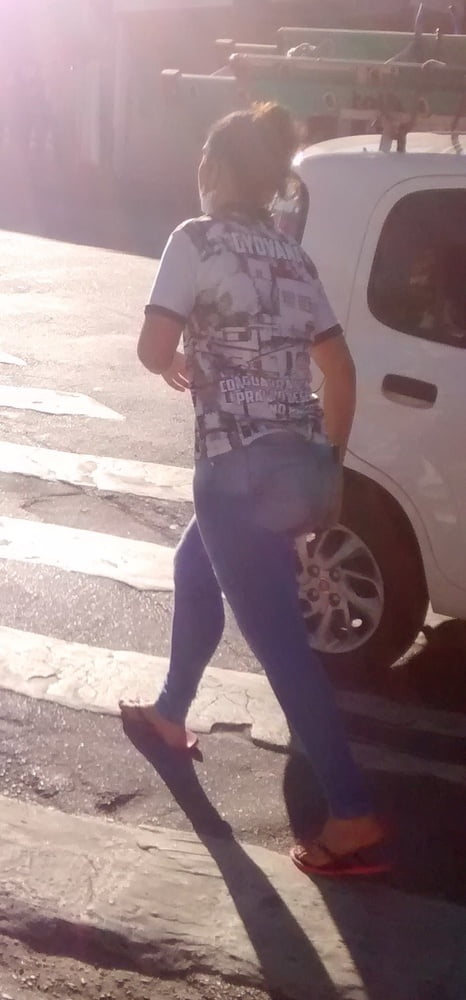 Gostosas nas ruas #87753448