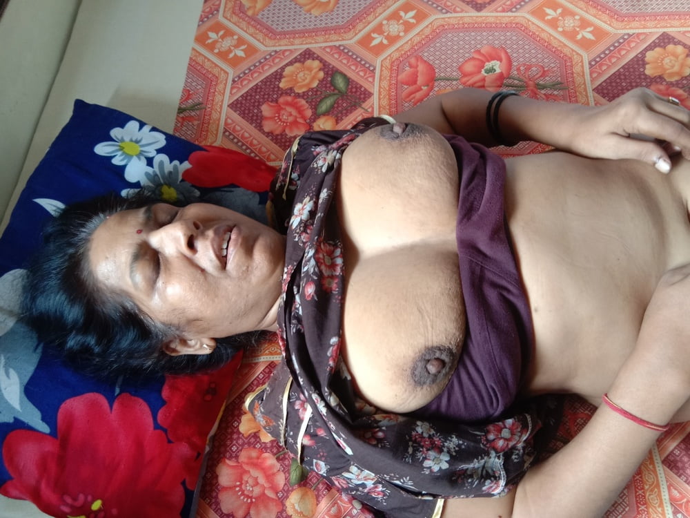 Dudhwaliの家の妻
 #94688393