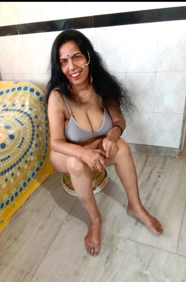 Dudhwali  house wife #94688535