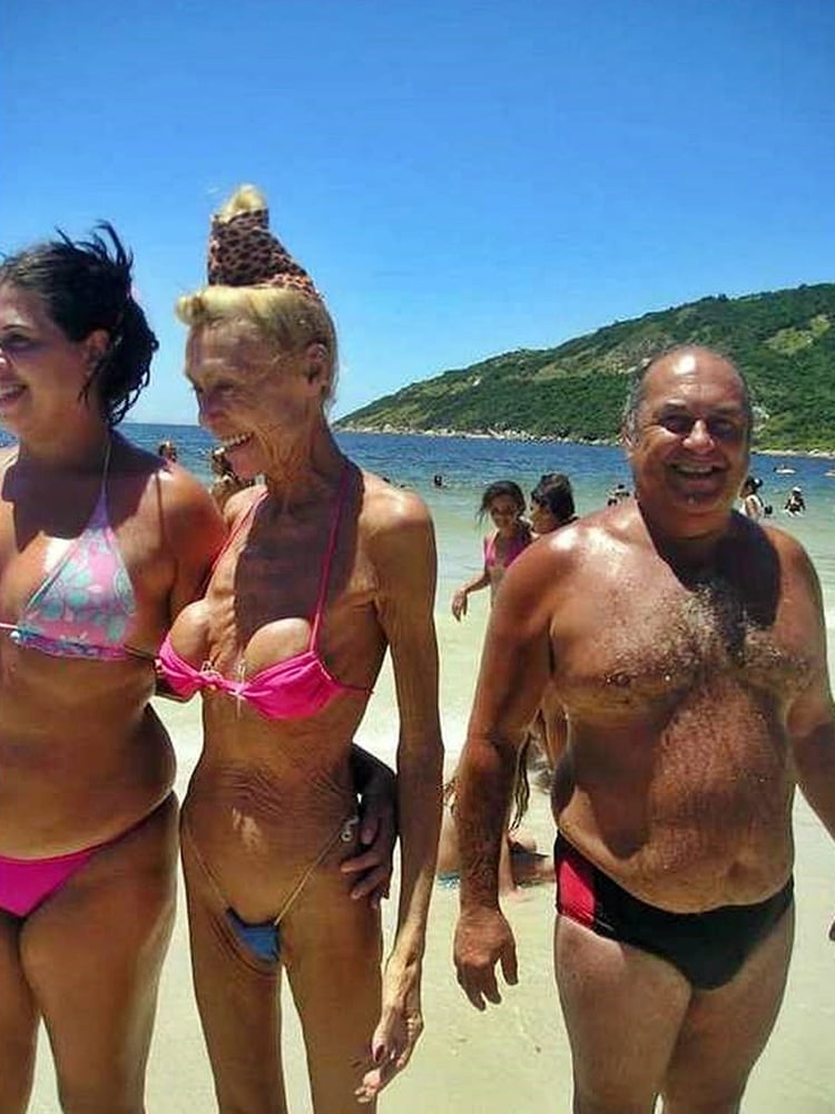 Grannies Fucking On Beach - Granny Beach Porn Pics - PICTOA