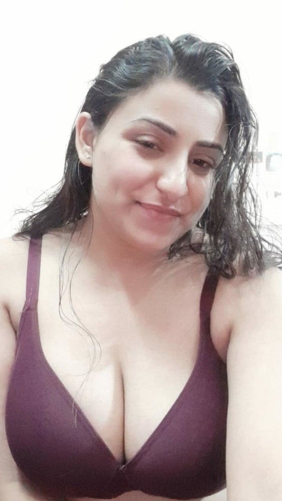 563px x 1000px - Big tits Desi Bhabhi Porn Pictures, XXX Photos, Sex Images #3675499 - PICTOA