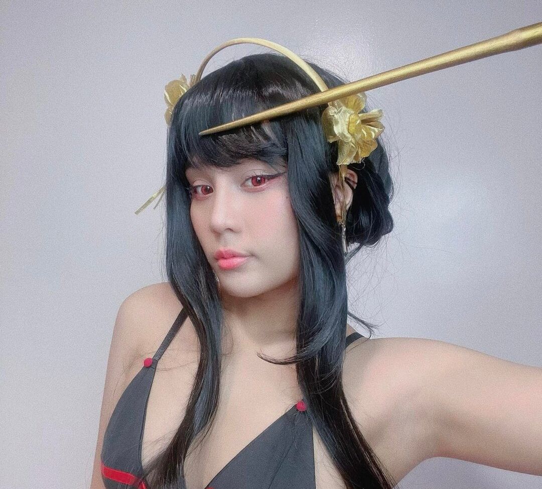 Mika Daime desnuda #108193261