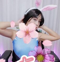 Mika Daime desnuda #108193274