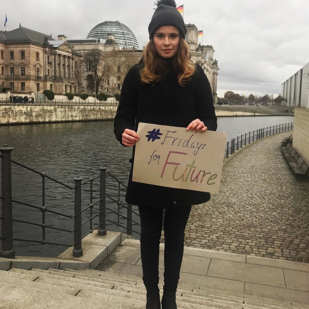 Luisa neubauer deutsche greta fridays for future wixvorlage
 #81521942