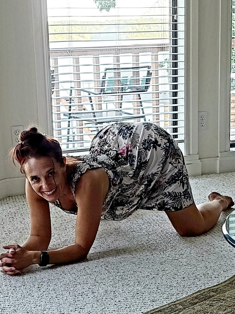 Wer ist sie, wie ist ihr Name
 #100979050