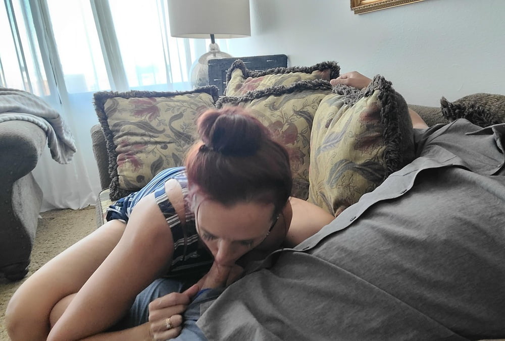 Wer ist sie, wie ist ihr Name
 #100979080