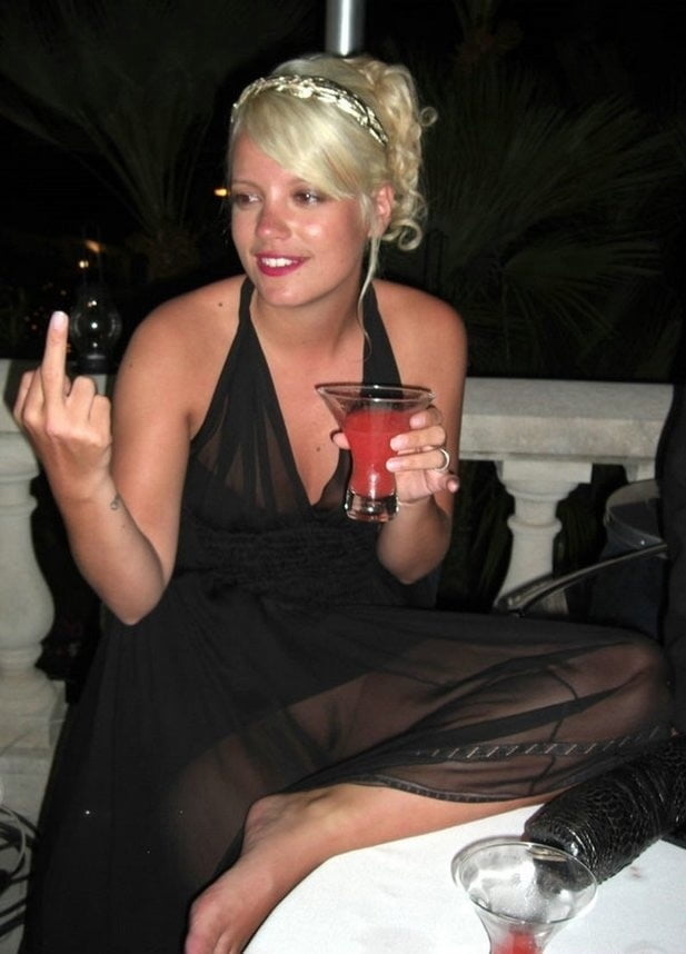 0169 - doigts d&#039;honneur #92558692