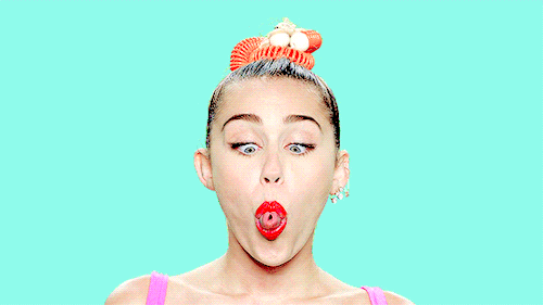 Miley Cyrus
 #90405001