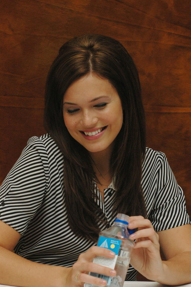 Mandy Moore - Because I Said So Press Con (5 January 2007) #82295523
