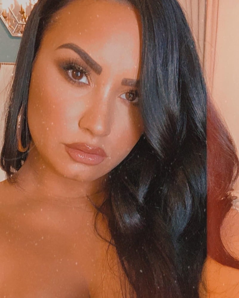 Demi Lovato Instagram #106177732