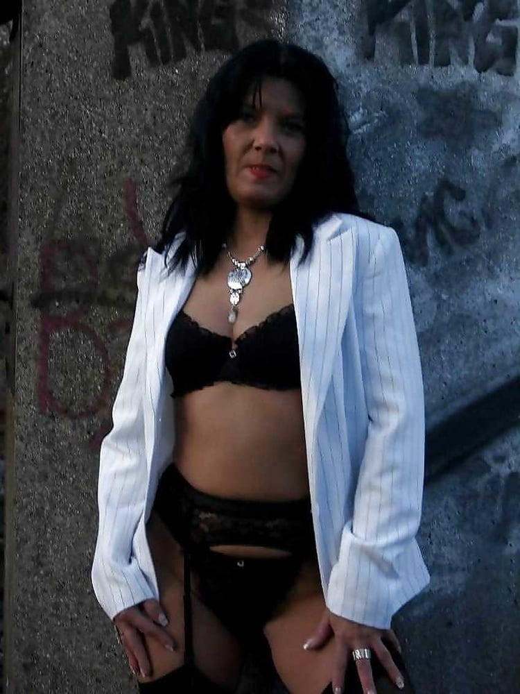 From MILF to GILF with Matures in between 284 #92087144