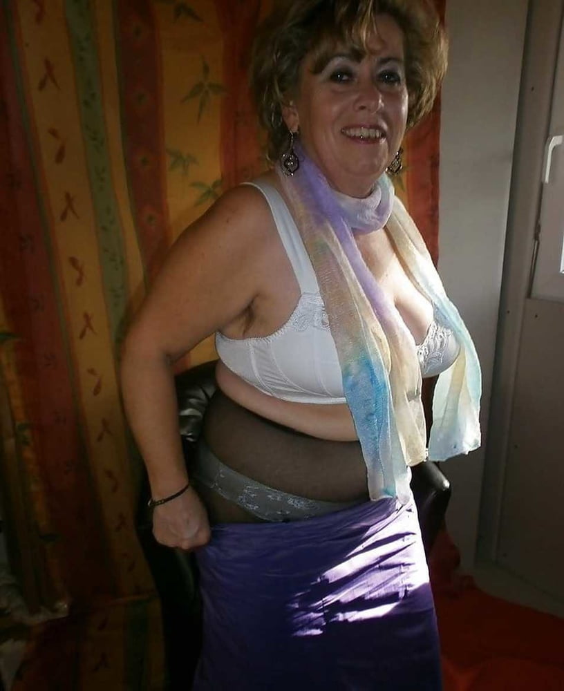 From MILF to GILF with Matures in between 284 #92088331