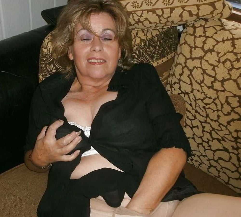 From MILF to GILF with Matures in between 284 #92088357