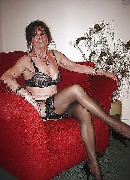 From MILF to GILF with Matures in between 284 #92088369