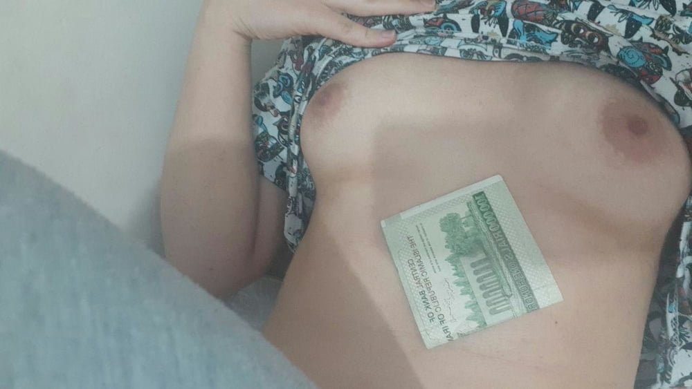 Tetas medianas (iran) 1
 #87656212
