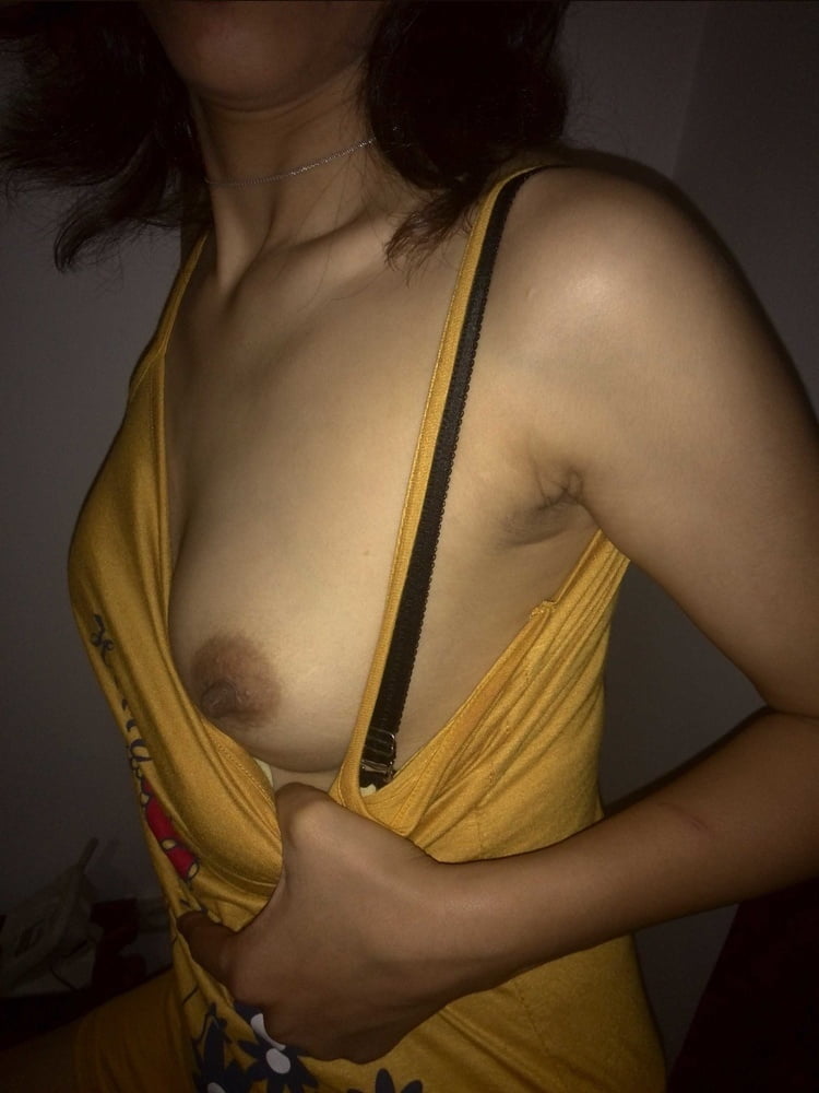 Tetas medianas (iran) 1
 #87656468