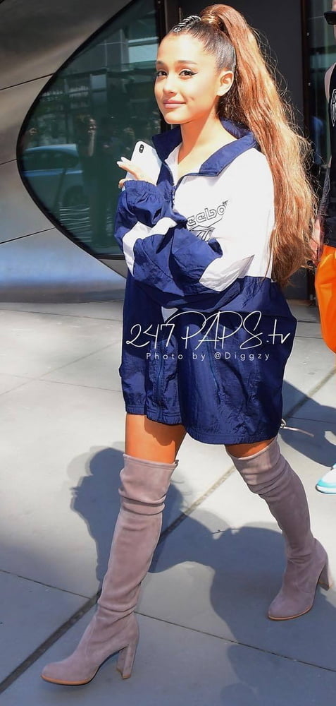 Ariana grande con gli stivali vol 05
 #105220082