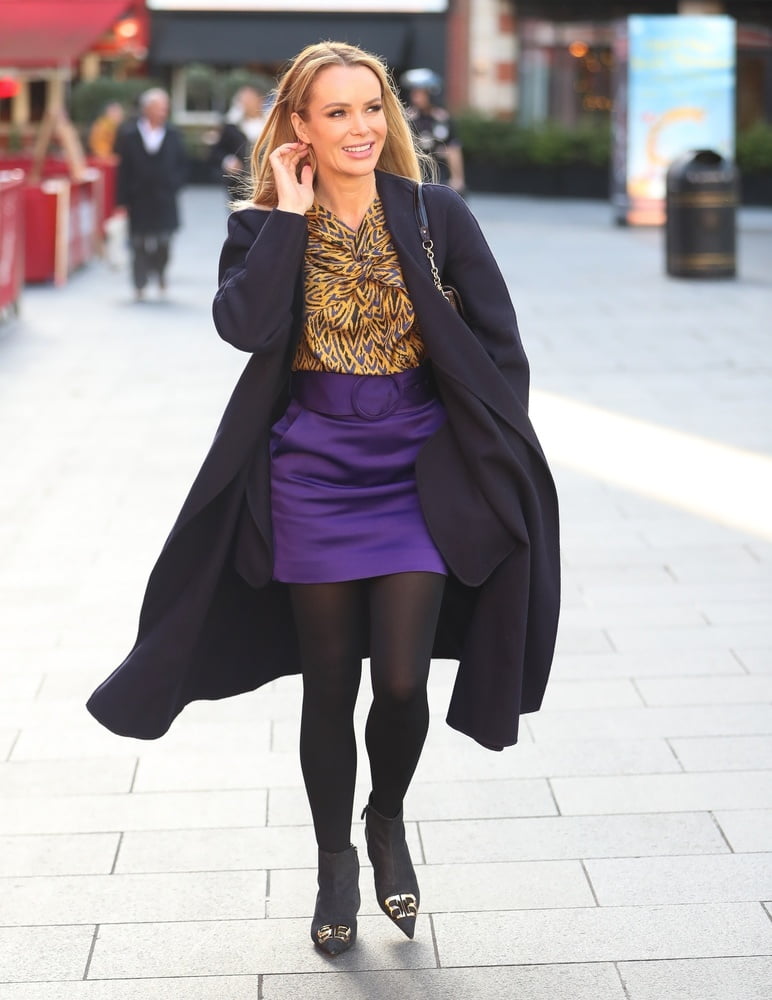 Amanda Holden - UK C-List TV Presenter in Tights #98318884