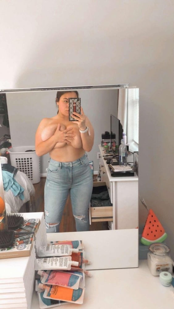 Alexa mega tetas #81454813