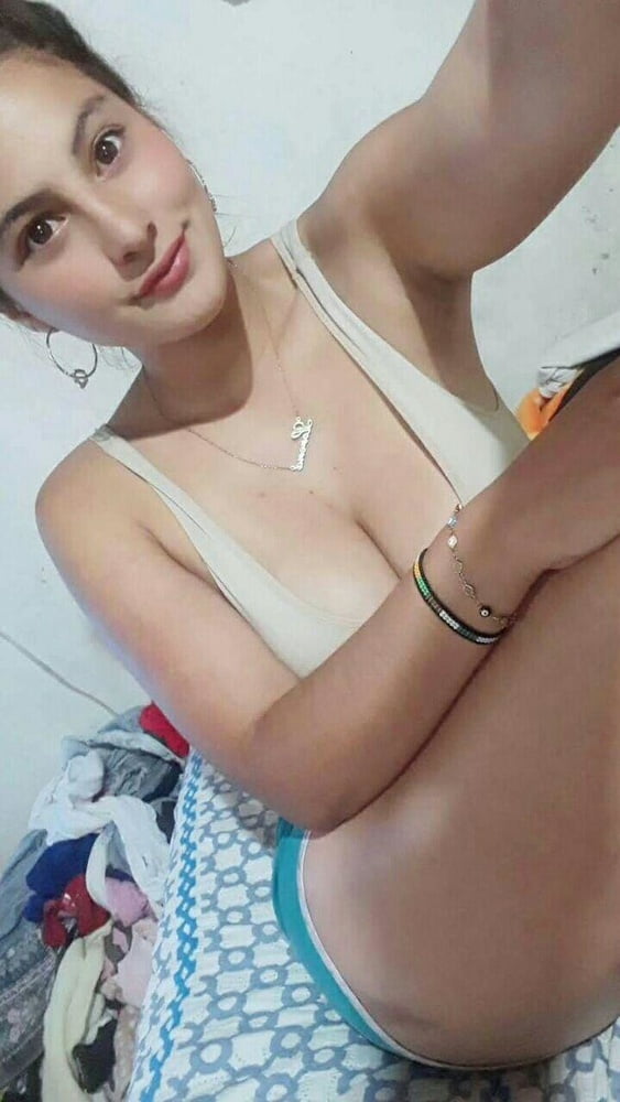 Luchona
 #87485022