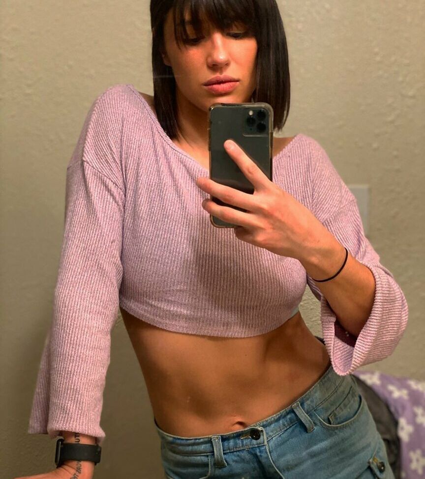 Emma Matia nackt #108430171