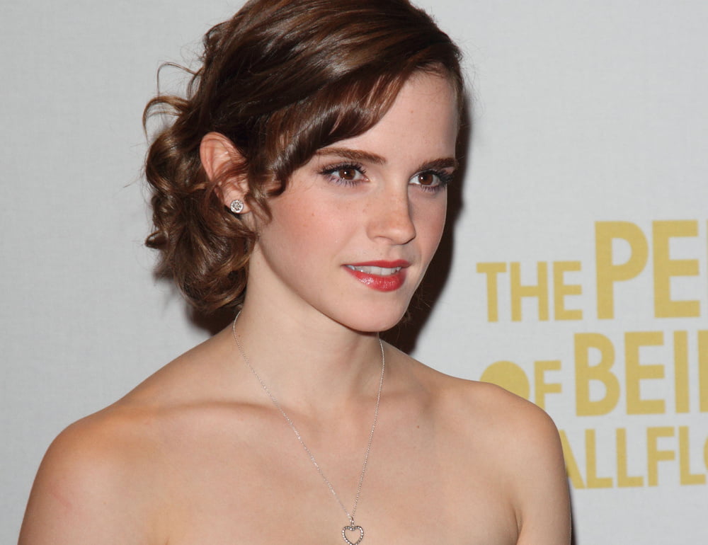 Lockdown ablenkung - emma watson
 #95763063