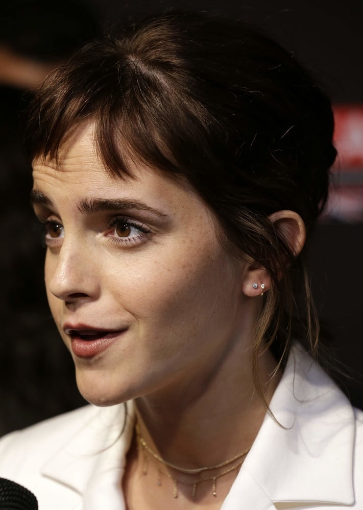 Lockdown ablenkung - emma watson
 #95763274