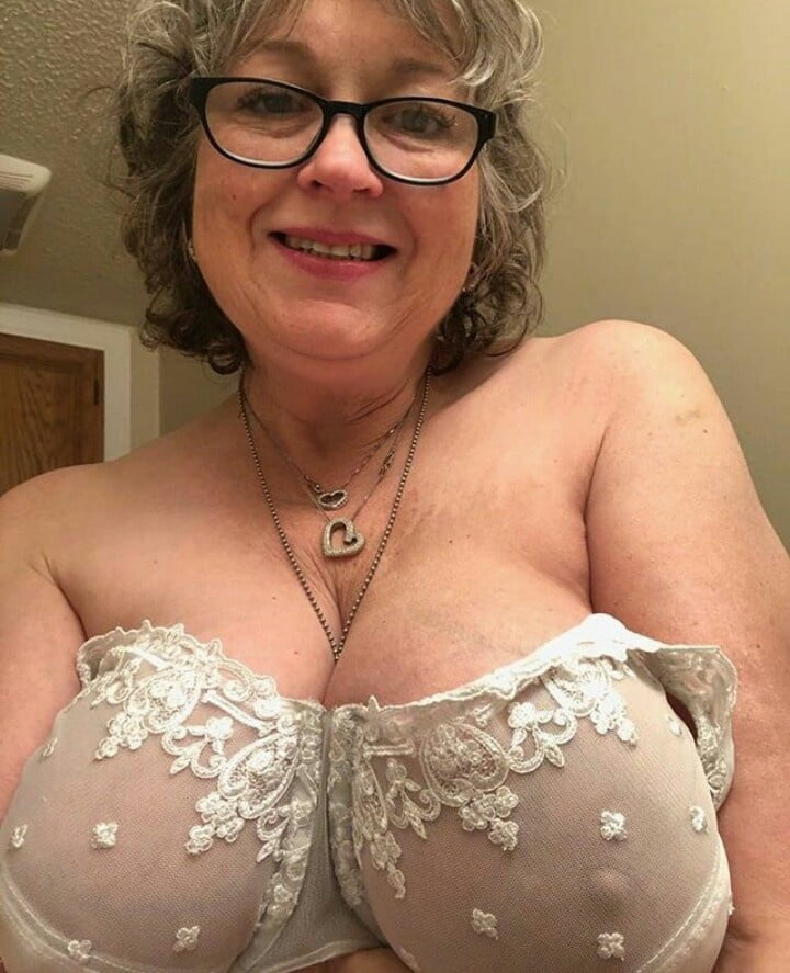 Sexy Omas
 #88817257