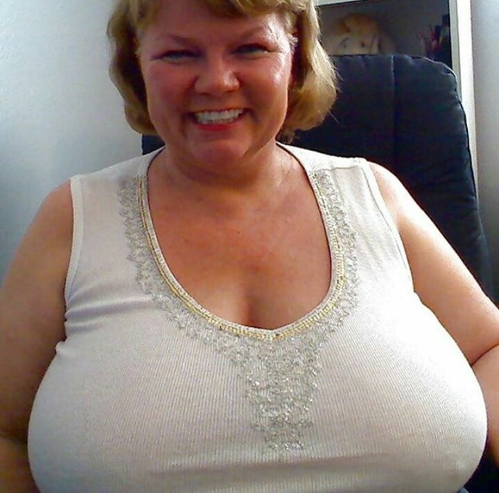 Sexy Omas
 #88817288