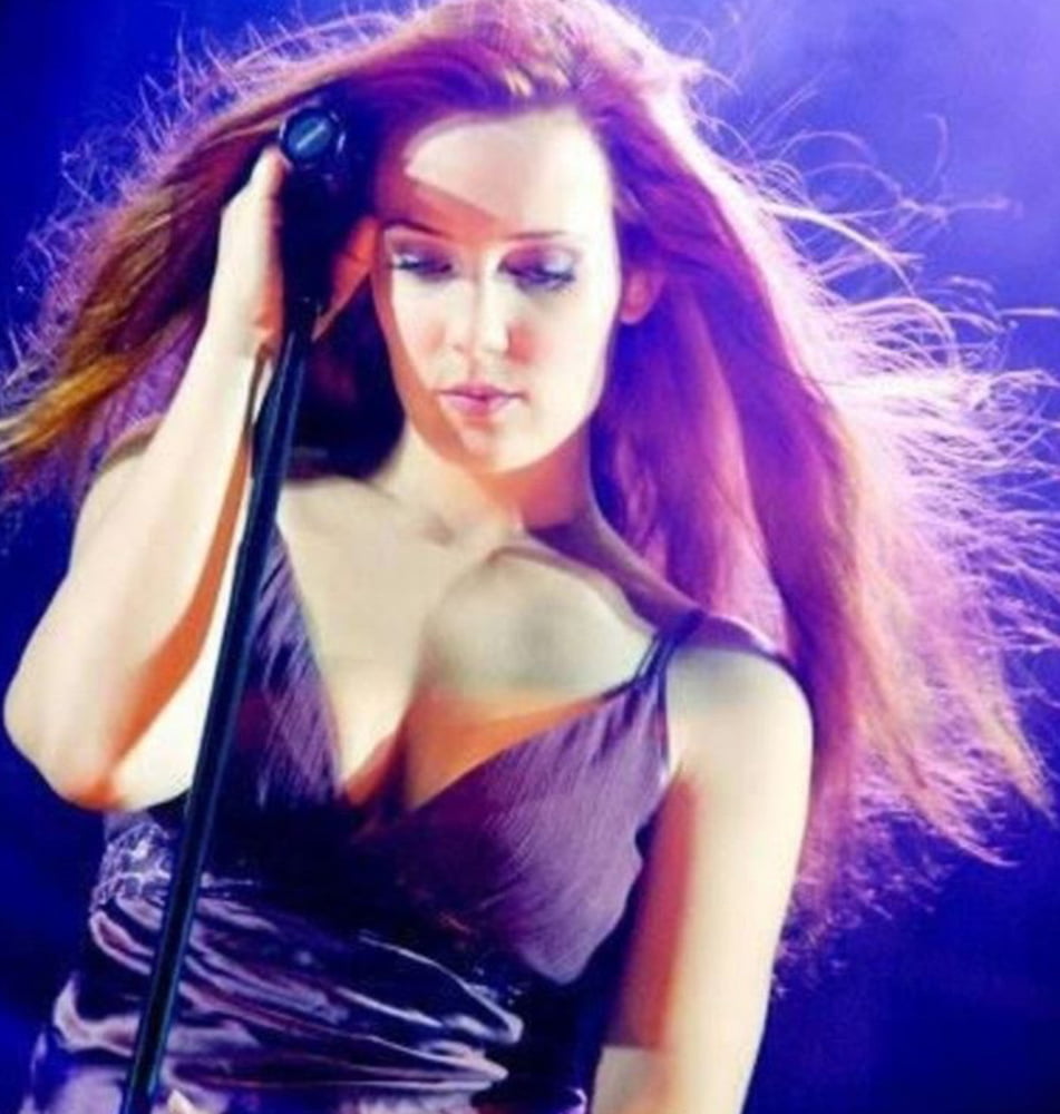 Simone Simons #98127854