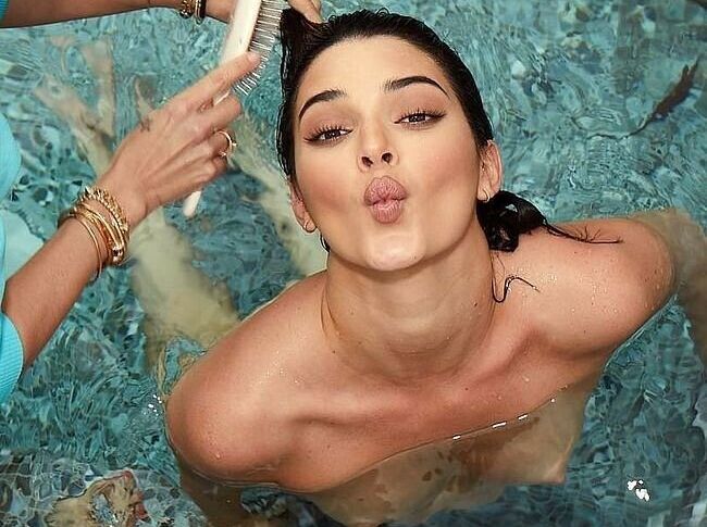 Kendall Jenner nude #107728236