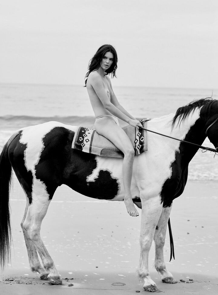 Kendall Jenner nude #107728449