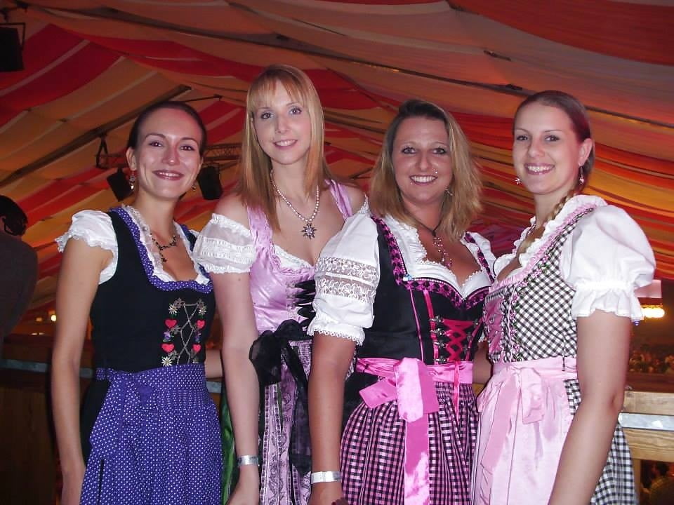 Oktoberfest Review 3 #97693606