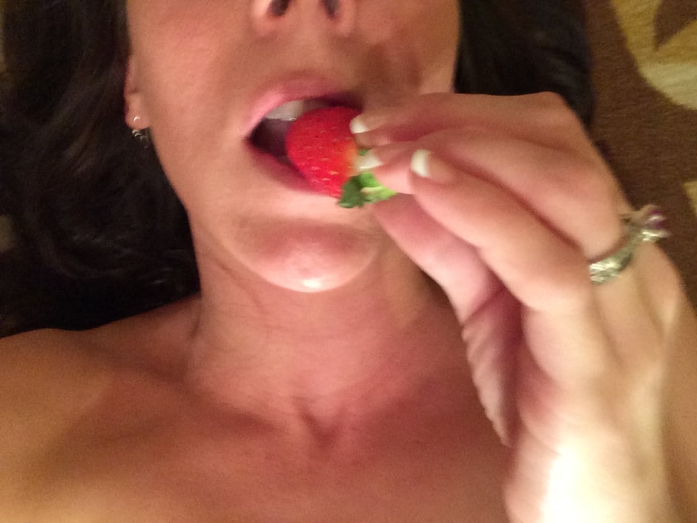 Milf selfie
 #101409117