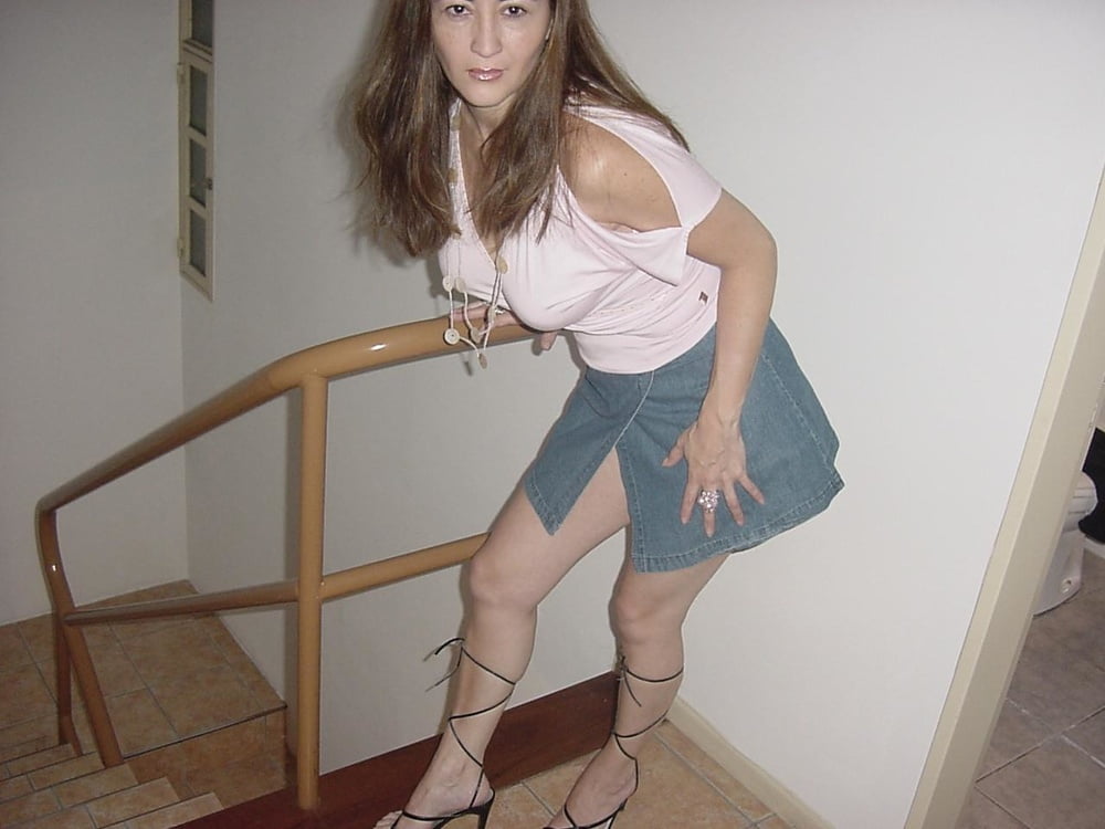 Leggy brunette milf
 #102616307