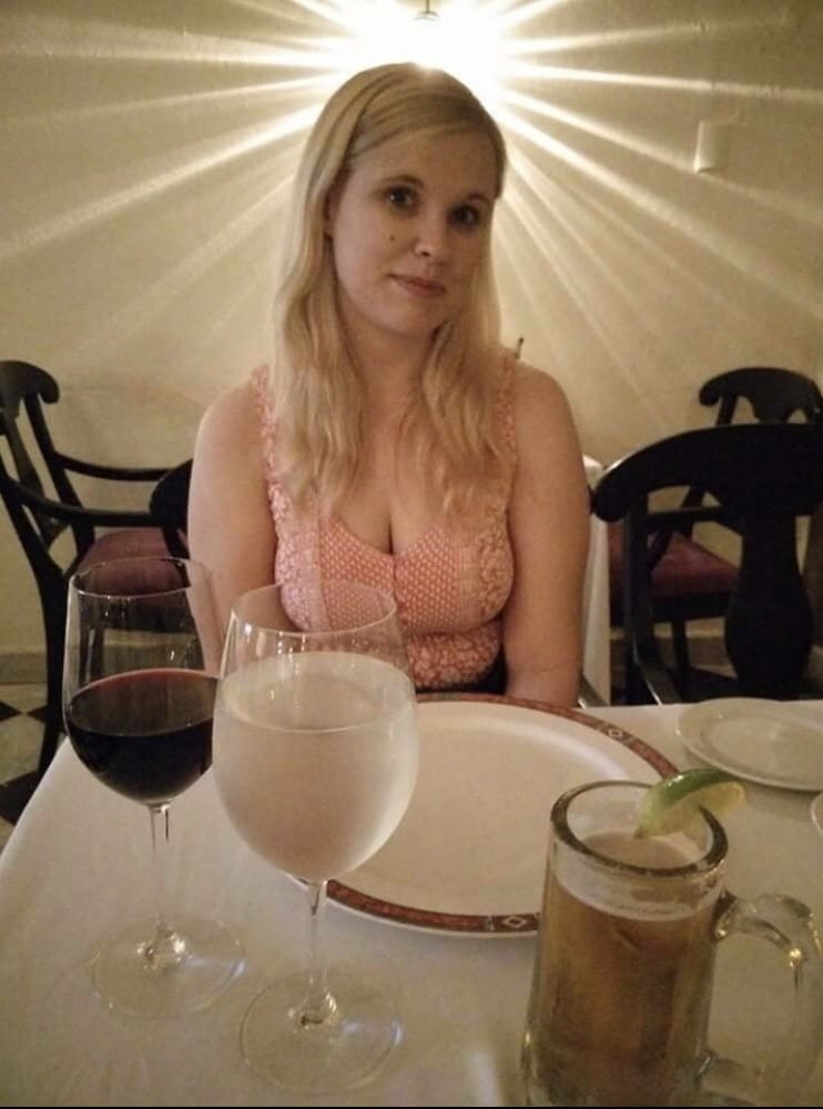 En la sala de masturbación fb mamás quieren desesperadamente su polla tributo
 #103607296